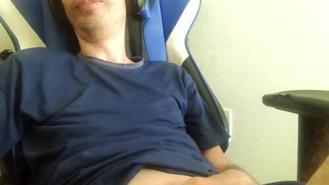 Snapshot of osyryx chatting on January 8, 2025, 1:20 pm Lucas online show from January 8, 2025, 1:20 pm