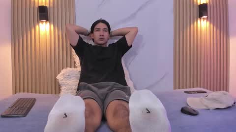 Otto Andrew online show from March 17, 2026, 8:01 pm