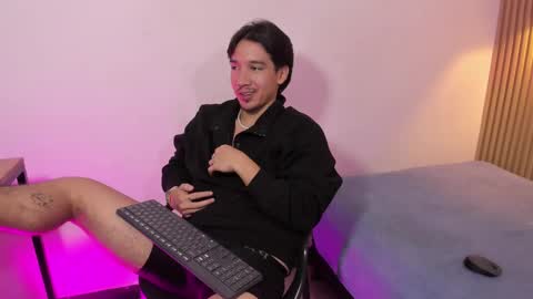 Otto Andrew online show from March 27, 2026, 4:51 am