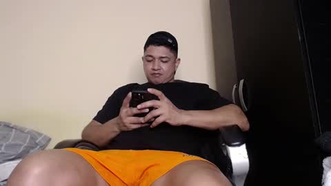 otto_stud online show from January 13, 2025, 4:07 am