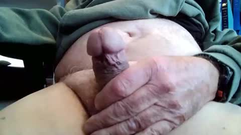 Snapshot of outdoorsfun chatting on January 17, 2026, 7:39 pm lets play online show from January 17, 2026, 7:39 pm