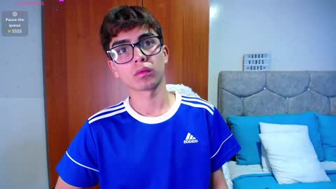 Snapshot of owenblue__ chatting on January 14, 2025, 8:48 pm Owen  Independent model  online show from January 14, 2025, 8:48 pm