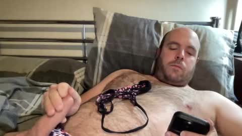 Snapshot of owenfn2 chatting on February 3, 2026, 7:24 am Owen2022 online show from February 3, 2026, 7:24 am