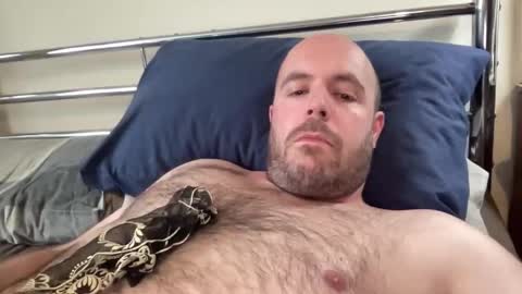 Snapshot of owenfn2 chatting on February 24, 2026, 10:57 am Owen2022 online show from February 24, 2026, 10:57 am