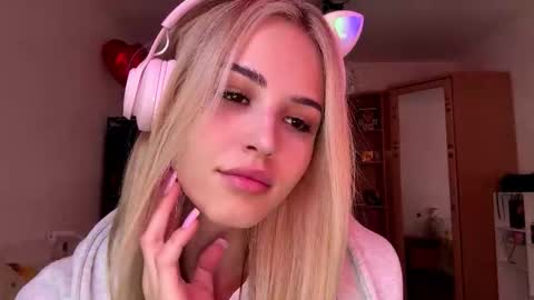 Eva online show from February 26, 2026, 11:53 am