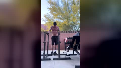 ozzie322516 online show from April 9, 2026, 2:00 am