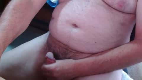 Snapshot of ozzieozzieoi chatting on November 4, 2025, 2:43 am HairyolOz online show from November 4, 2025, 2:43 am