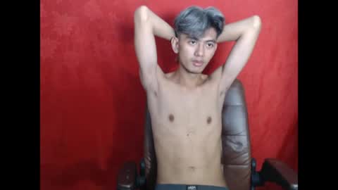 p1noytwink_xel online show from May 6, 2026, 10:53 am