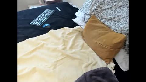 Snapshot of p_guin12345 chatting on February 22, 2026, 4:05 pm p guin12345 online show from February 22, 2026, 4:05 pm