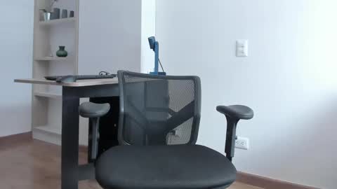 pablo rincon95 online show from February 2, 2025, 2:13 pm