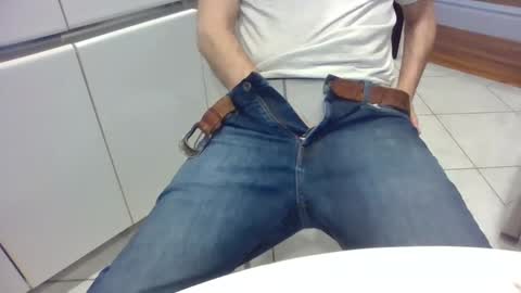 Snapshot of paco15000 chatting on March 5, 2025, 8:21 pm Paco online show from March 5, 2025, 8:21 pm