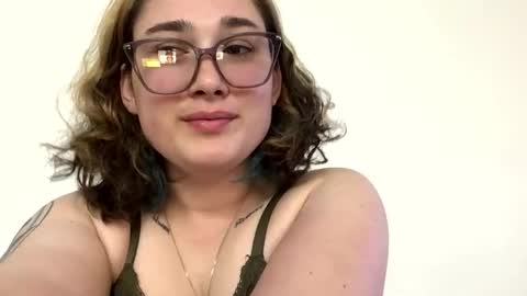paigechantel online show from May 21, 2026, 3:35 am