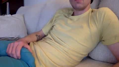 Snapshot of paintdude424 chatting on February 20, 2025, 11:10 pm paintdude424 online show from February 20, 2025, 11:10 pm