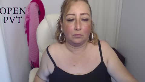 Snapshot of paiperhalliwey chatting on February 2, 2025, 3:17 pm paiperhalliwey online show from February 2, 2025, 3:17 pm