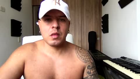 paisaexotico online show from October 5, 2025, 4:49 pm