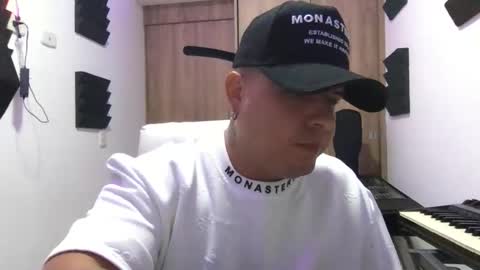 paisaexotico online show from October 13, 2025, 11:16 pm