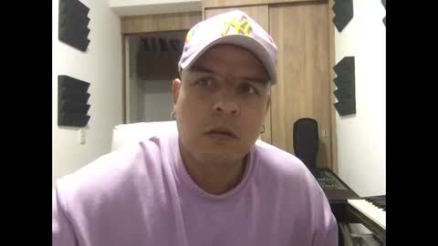 paisaexotico online show from November 16, 2025, 11:10 pm