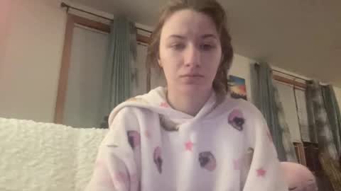 paisleysnowxo online show from November 23, 2025, 3:50 am