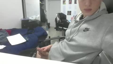 Snapshot of pajakot chatting on February 4, 2026, 7:09 pm pere online show from February 4, 2026, 7:09 pm