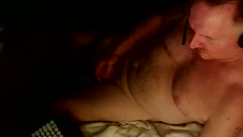 pale001zan online show from May 14, 2026, 9:16 am