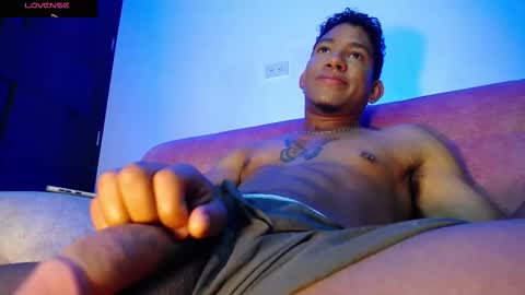 Palo Santo online show from March 11, 2026, 7:03 am