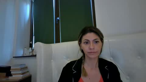 Pamela051087 online show from April 17, 2026, 2:20 pm