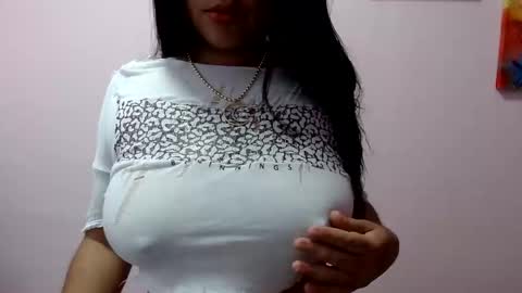 Snapshot of pamela_claus chatting on February 24, 2025, 8:47 pm Pamela Claus online show from February 24, 2025, 8:47 pm