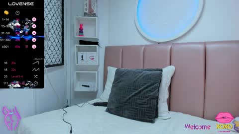 Pamela online show from April 12, 2026, 3:11 am