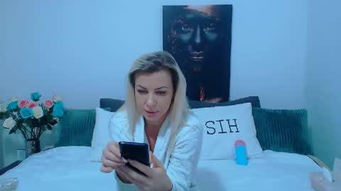 Snapshot of pamela_issy chatting on January 4, 2025, 2:46 pm PAMEL ISSY online show from January 4, 2025, 2:46 pm