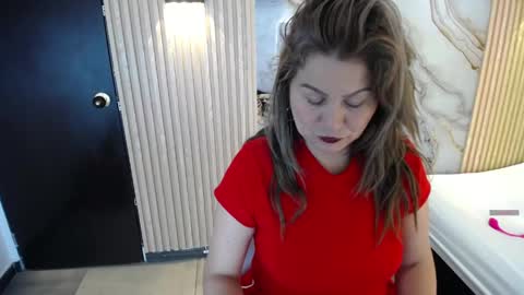pamela_milf46 online show from May 11, 2026, 12:55 pm