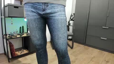 pampersandspanking online show from March 24, 2026, 7:19 pm