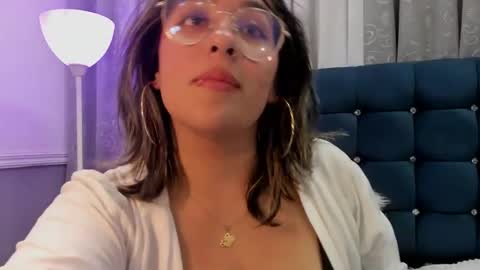 Snapshot of pandoracherry chatting on February 17, 2025, 6:09 am Pandora online show from February 17, 2025, 6:09 am