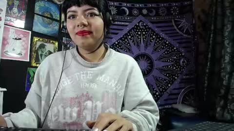 Snapshot of pandoragoddess chatting on June 19, 2026, 3:55 am online show from June 19, 2026, 3:55 am