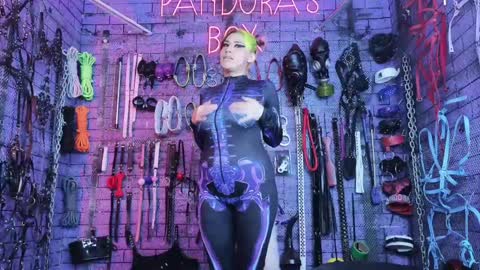 Snapshot of pandoranez chatting on January 6, 2025, 2:04 am PandoraNez online show from January 6, 2025, 2:04 am