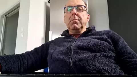 Snapshot of pansak1973 chatting on February 7, 2025, 11:01 am pansak1973 online show from February 7, 2025, 11:01 am