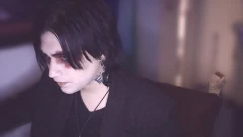 In bio online show from April 18, 2026, 9:48 pm