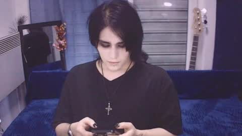 In bio online show from April 21, 2026, 9:39 pm