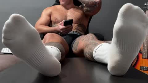 Oleg online show from April 19, 2026, 5:40 am