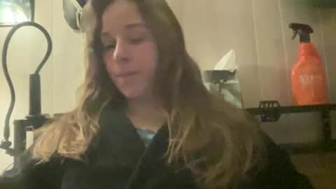 Snapshot of pantiesofthefae chatting on February 4, 2026, 9:59 am Pantiesofthefae online show from February 4, 2026, 9:59 am