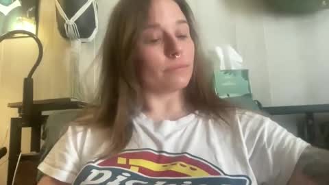 Snapshot of pantiesofthefae chatting on February 7, 2026, 5:38 pm Pantiesofthefae online show from February 7, 2026, 5:38 pm