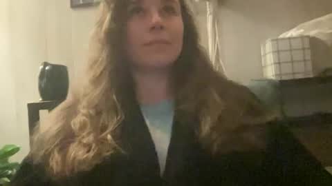 Snapshot of pantiesofthefae chatting on March 23, 2026, 9:35 am Pantiesofthefae online show from March 23, 2026, 9:35 am