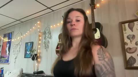 Snapshot of pantiesofthefae chatting on April 8, 2026, 12:16 pm Pantiesofthefae online show from April 8, 2026, 12:16 pm