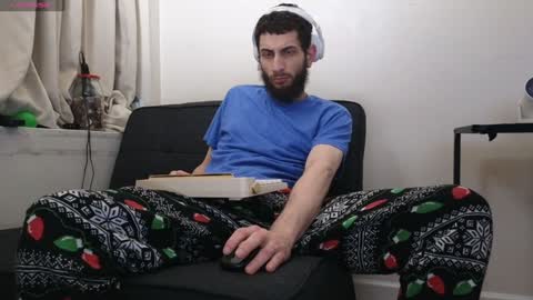 Snapshot of pantslesstraveler_plt chatting on December 30, 2024, 11:49 pm PantsLessTraveler online show from December 30, 2024, 11:49 pm