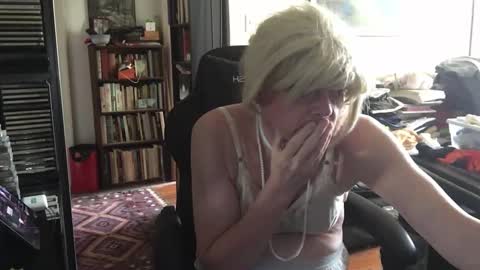 Snapshot of pantyvloletlace chatting on September 16, 2025, 7:15 pm Pantyvioletlace online show from September 16, 2025, 7:15 pm