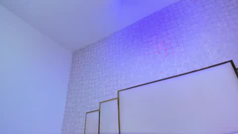 Paola  online show from March 13, 2026, 11:39 am