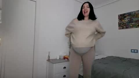 Paola Hard online show from February 3, 2026, 10:04 pm