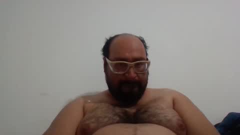 Snapshot of papi_adiel4 chatting on January 14, 2025, 8:20 am papi_adiel4 online show from January 14, 2025, 8:20 am