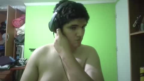 Snapshot of papitowilly999 chatting on February 7, 2025, 8:11 am Papito online show from February 7, 2025, 8:11 am