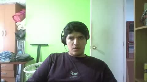 Snapshot of papitowilly999 chatting on February 16, 2025, 1:49 pm Papito online show from February 16, 2025, 1:49 pm