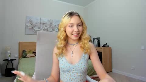 Snapshot of paradi_se chatting on February 26, 2026, 8:35 am Melena online show from February 26, 2026, 8:35 am